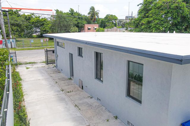 666 NW 28th Street, Miami, FL 33127