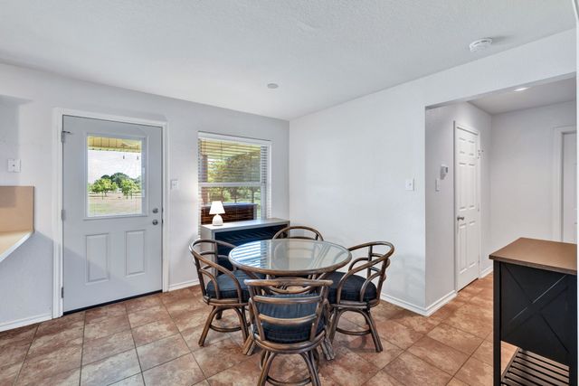 711 Apple Lane, Midlothian, TX 76065