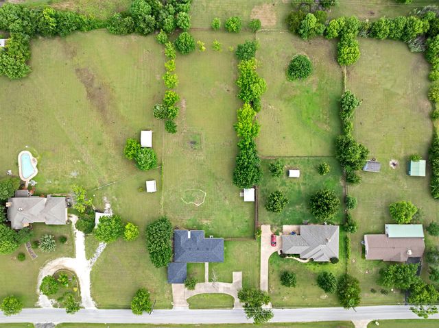 711 Apple Lane, Midlothian, TX 76065