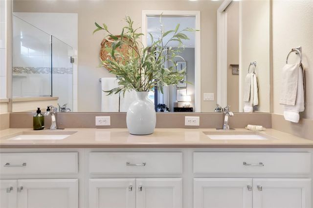 8093 BRIDGEPORT BAY CIRCLE, Mount Dora, FL 32757