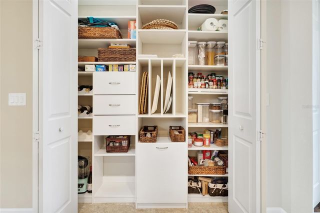 8093 BRIDGEPORT BAY CIRCLE, Mount Dora, FL 32757