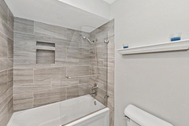W178N9710 Riversbend CIRCLE W, Germantown, WI 53022