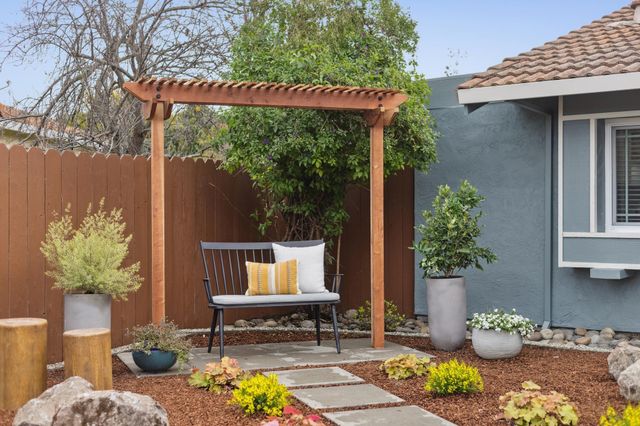 4316 Blondwood Ct, Union City, CA 94587