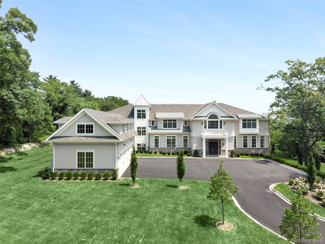 4 Shepherds Lane, Sands Point, NY 11050