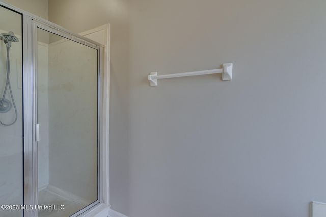 440 Blue Lake Drive, Lake Cormorant, MS 38641