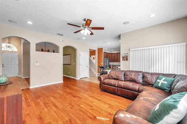 11144 OYSTER BAY CIRCLE, New Port Richey, FL 34654