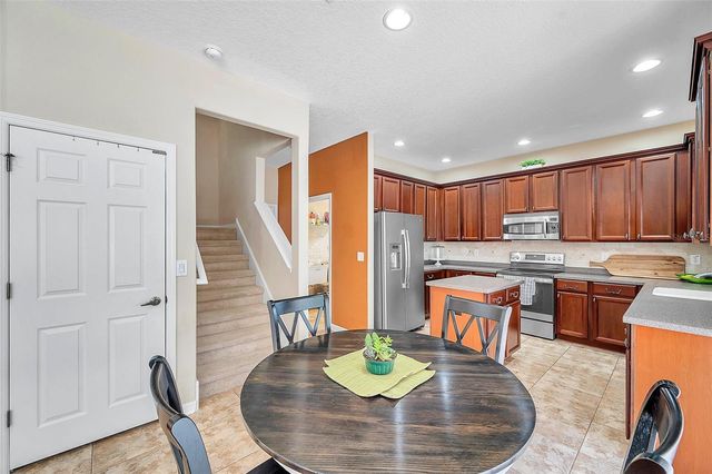 11144 OYSTER BAY CIRCLE, New Port Richey, FL 34654