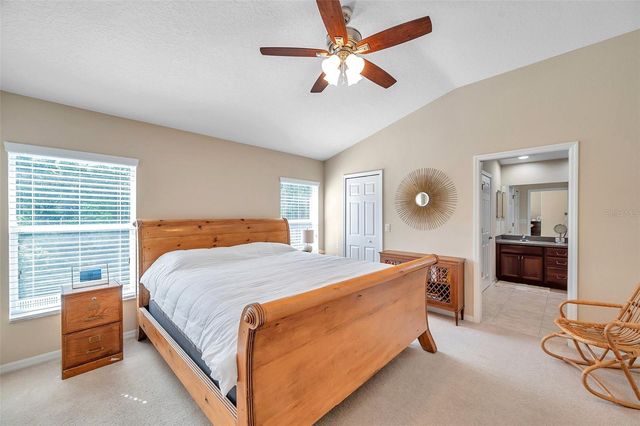 11144 OYSTER BAY CIRCLE, New Port Richey, FL 34654