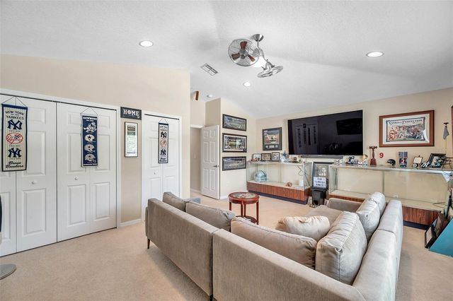 11144 OYSTER BAY CIRCLE, New Port Richey, FL 34654