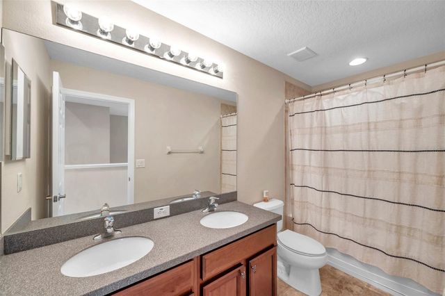 11144 OYSTER BAY CIRCLE, New Port Richey, FL 34654