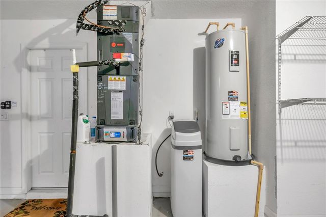 11144 OYSTER BAY CIRCLE, New Port Richey, FL 34654