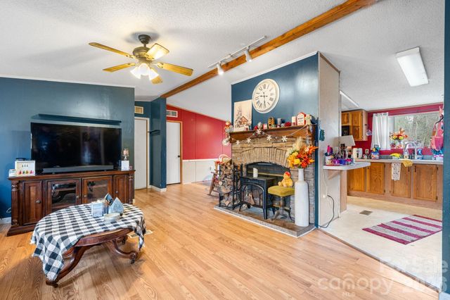 157 Broad Meadow Drive, Statesville, NC 28677