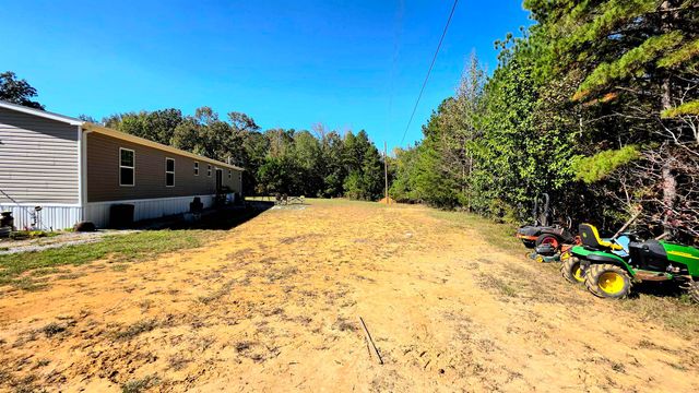350 GEORGE LN, Michie, TN 38357
