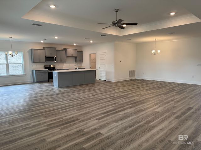 10402 Winning Colors Trail, Daphne, AL 36526