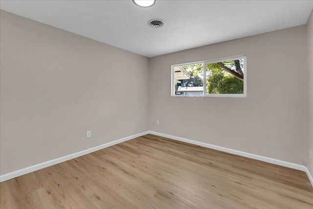 1953 Cameo Court, Redding, CA 96002