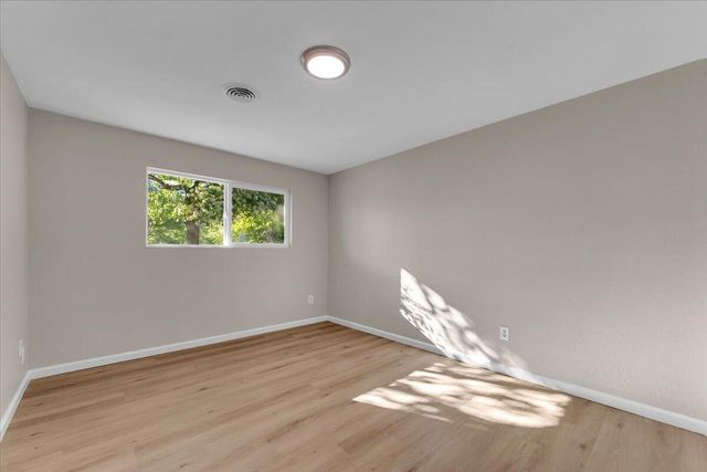 1953 Cameo Court, Redding, CA 96002