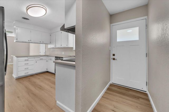 1953 Cameo Court, Redding, CA 96002