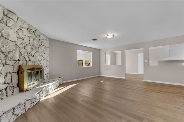 1953 Cameo Court, Redding, CA 96002