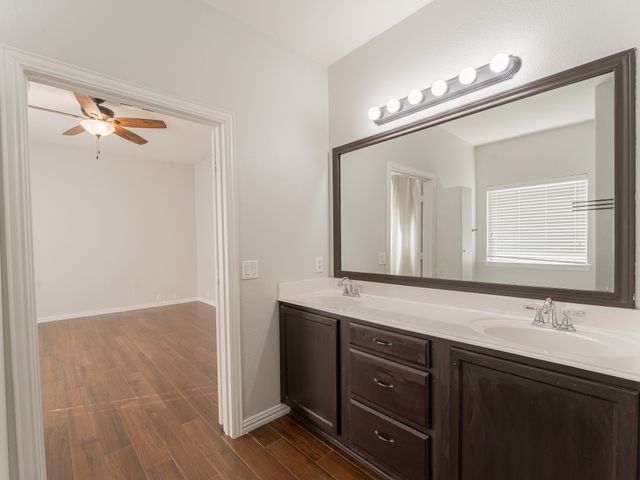 8240 Lauren Way, Watauga, TX 76148