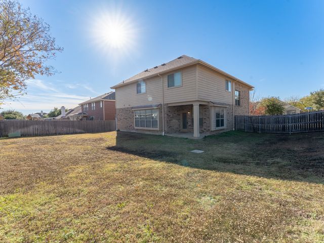 8240 Lauren Way, Watauga, TX 76148