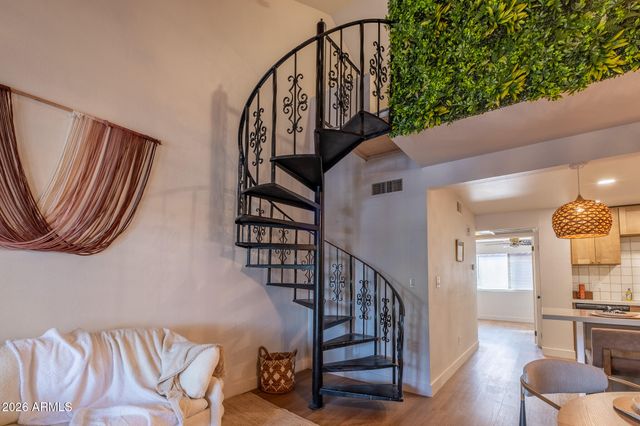 30 E BROWN Road 2113, Mesa, AZ 85201