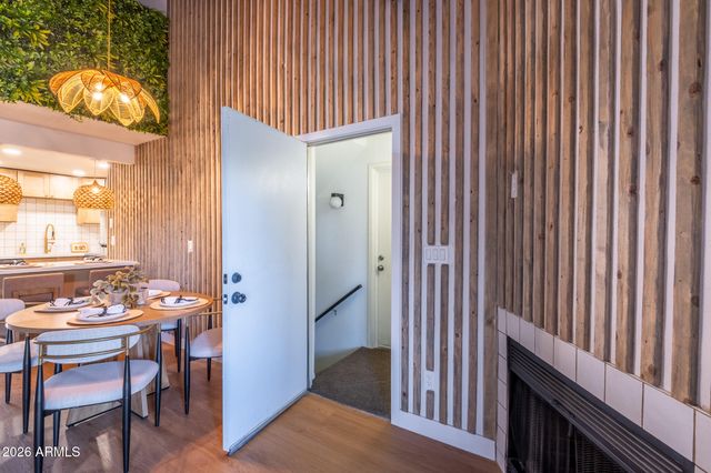 30 E BROWN Road 2113, Mesa, AZ 85201