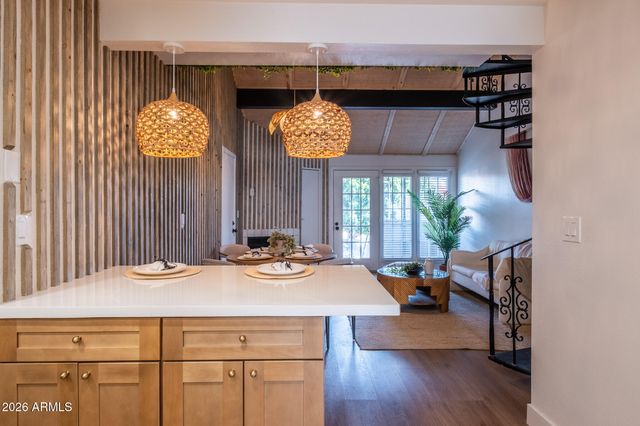 30 E BROWN Road 2113, Mesa, AZ 85201