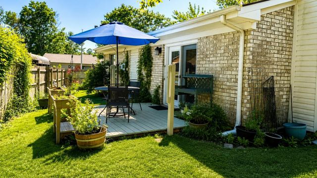 1549 Summa Meadow Drive, Lexington, KY 40515