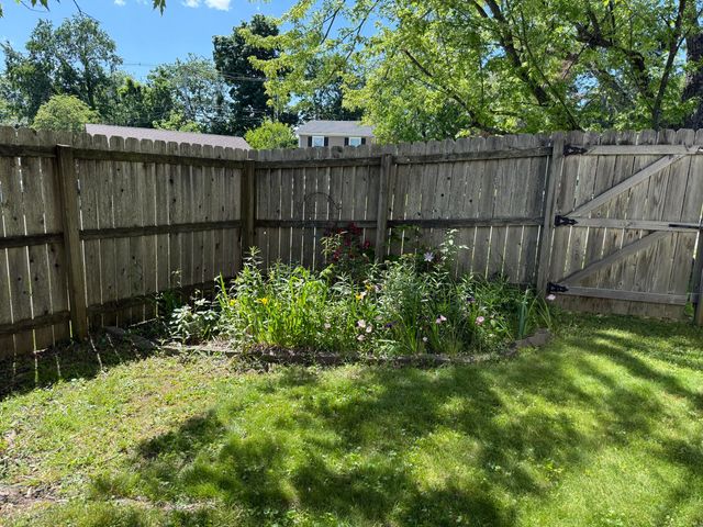 1549 Summa Meadow Drive, Lexington, KY 40515