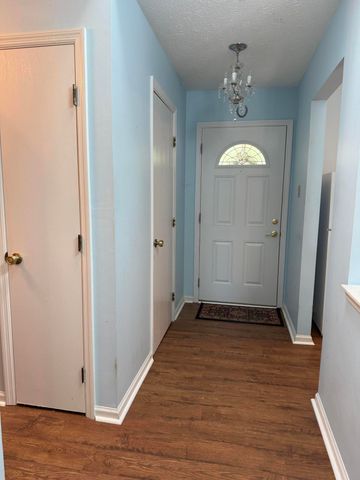 1549 Summa Meadow Drive, Lexington, KY 40515