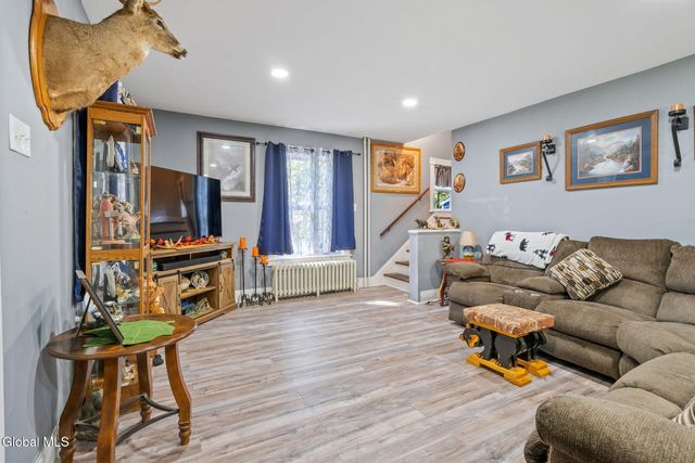 183 Maple Avenue, Glenville, NY 12302