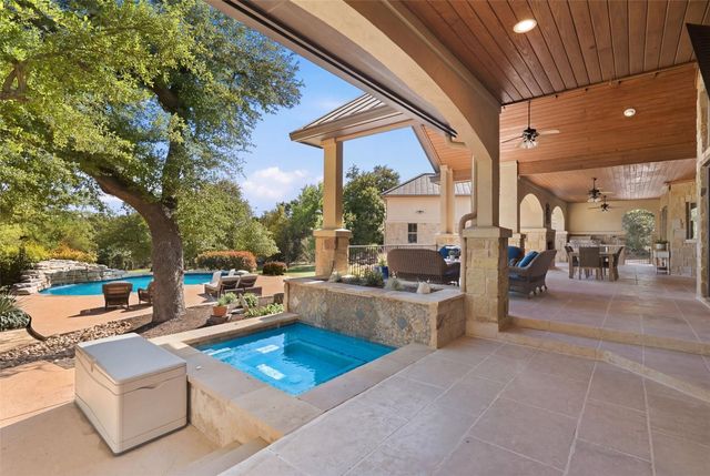 220 Escalera PKWY, Georgetown, TX 78628