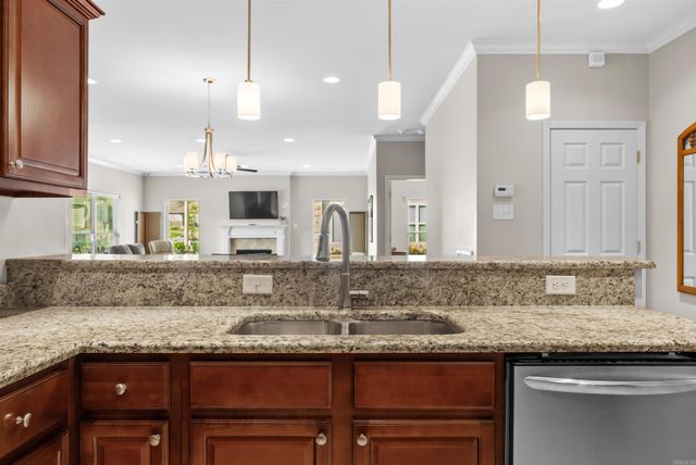 317 Mountain Terrace Circle, Maumelle, AR 72113