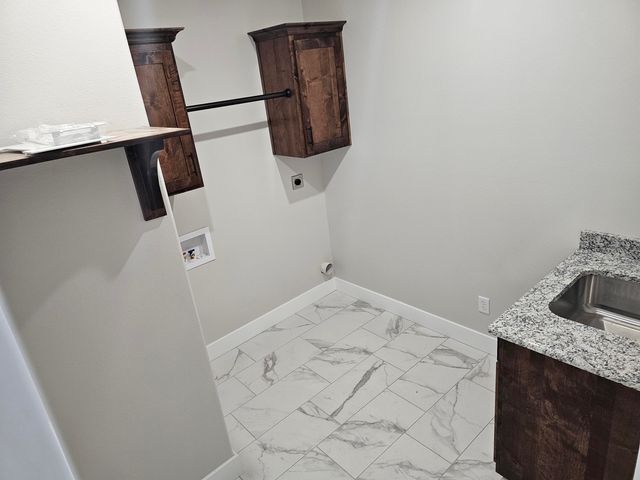 2720 West Osprey, Ozark, MO 65721