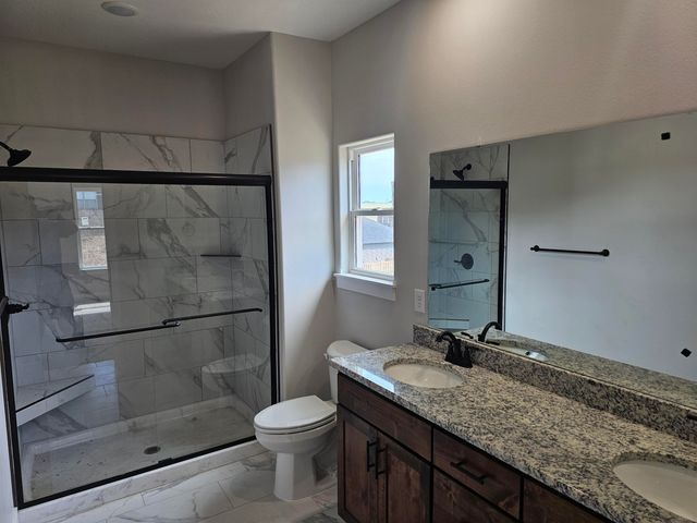 2720 West Osprey, Ozark, MO 65721