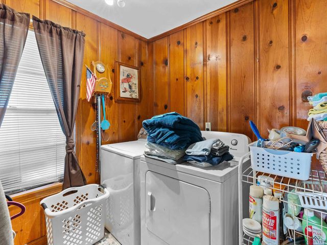 305 E Carolanne, Marshall, TX 75672