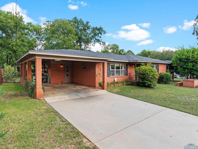 305 E Carolanne, Marshall, TX 75672