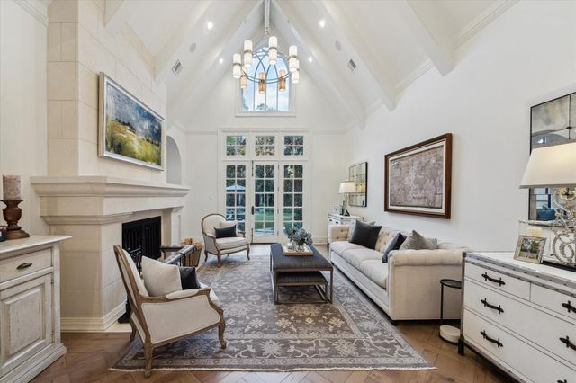 20 Lacewood Lane, Houston, TX 77024