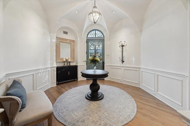 20 Lacewood Lane, Houston, TX 77024