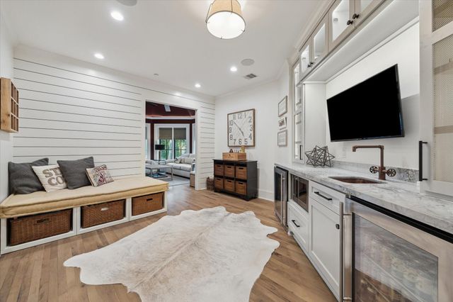 20 Lacewood Lane, Houston, TX 77024