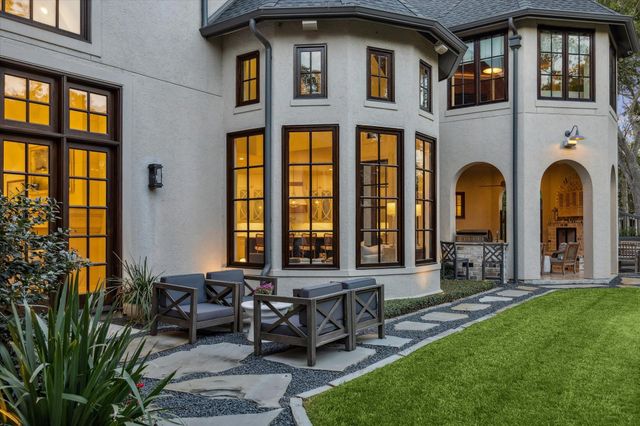 20 Lacewood Lane, Houston, TX 77024