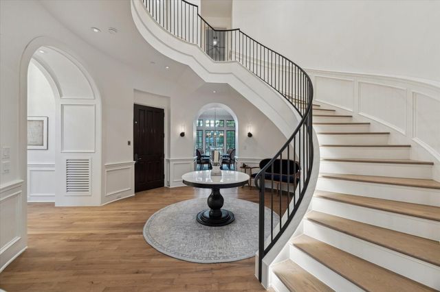 20 Lacewood Lane, Houston, TX 77024