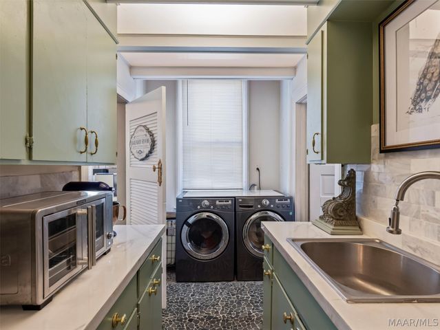 1241 S Hull Street, Montgomery, AL 36104