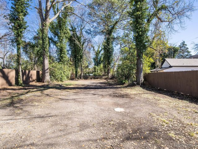 1241 S Hull Street, Montgomery, AL 36104