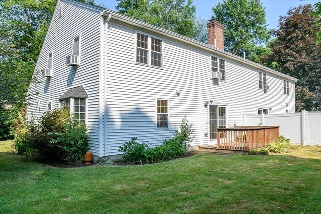 12 Homeward Lane 12, Natick, MA 01760