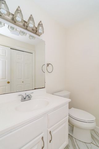 12 Homeward Lane 12, Natick, MA 01760