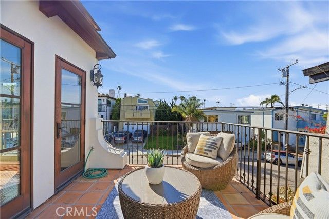 1001 2nd, Hermosa Beach, CA 90254