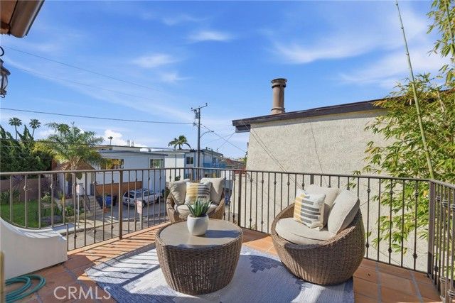 1001 2nd, Hermosa Beach, CA 90254