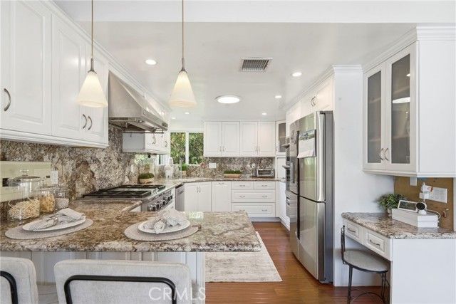 1001 2nd, Hermosa Beach, CA 90254