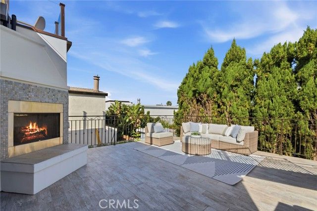 1001 2nd, Hermosa Beach, CA 90254